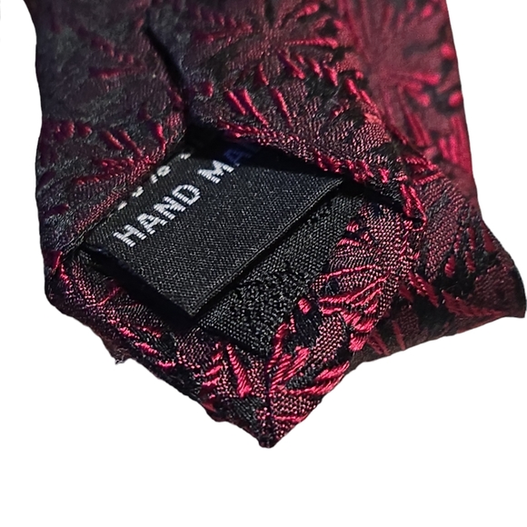 Vintage 100% Polyester Yves Saint Laurent Mens Necktie - Picture 2 of 4